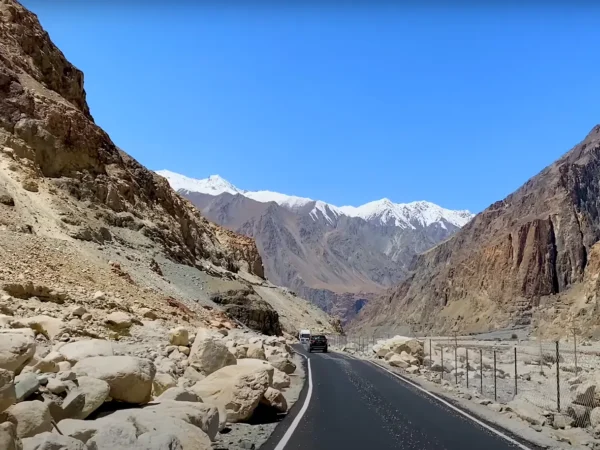 Jeep Safari From Manali – Leh Ladakh – Srinagar
